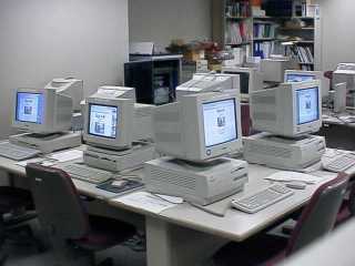 [Macintosh photo]